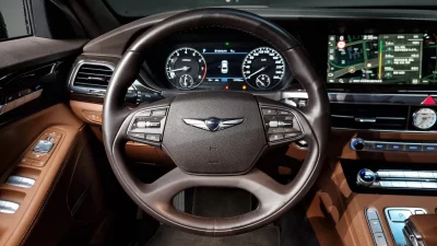 Genesis G90