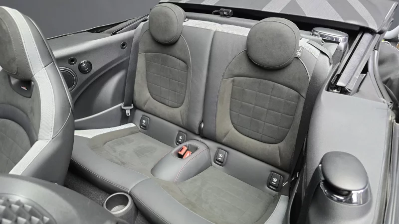 MINI Cooper Convertible