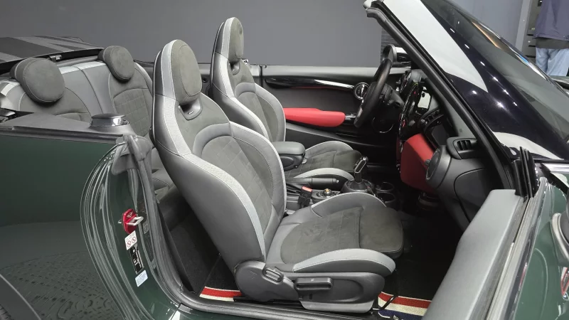 MINI Cooper Convertible