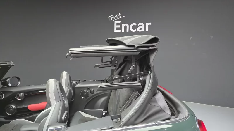 MINI Cooper Convertible