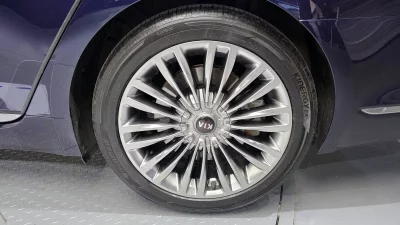 Kia K9
