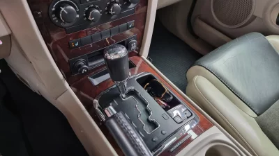 Jeep COMMANDER