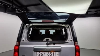 Jeep COMMANDER