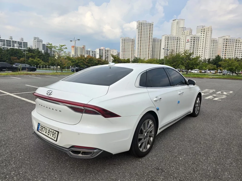Hyundai Grandeur
