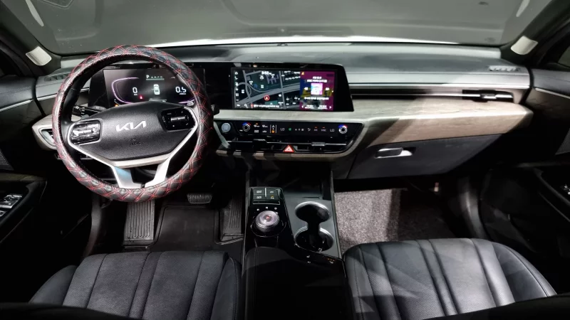 Kia K8