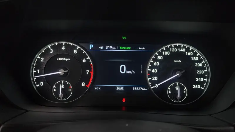 Genesis EQ900