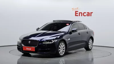 Jaguar XE