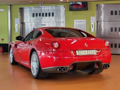 Ferrari 599