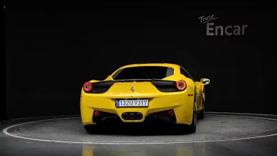 Ferrari 458