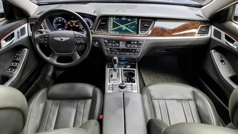 Hyundai Genesis