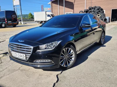Hyundai Genesis