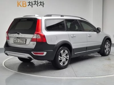 Volvo XC70