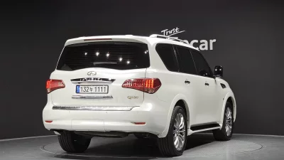 Infiniti QX80