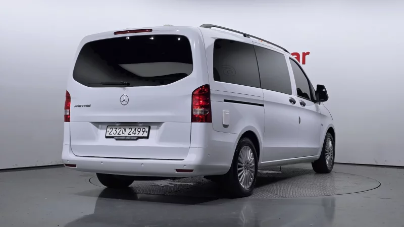 Mercedes-Benz V-Class