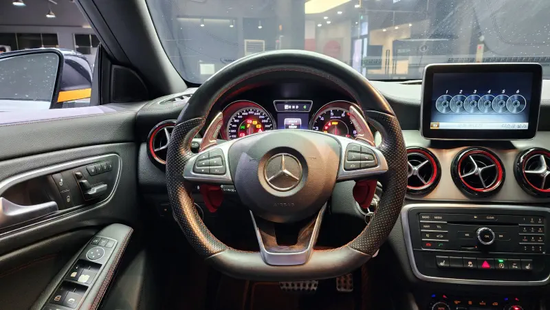 Mercedes-Benz CLA-Class