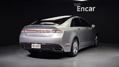 Lincoln MKZ