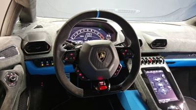 Lamborghini HURACAN