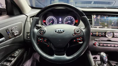 Kia K9