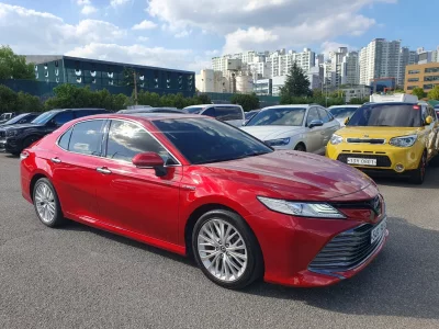 Toyota CAMRY