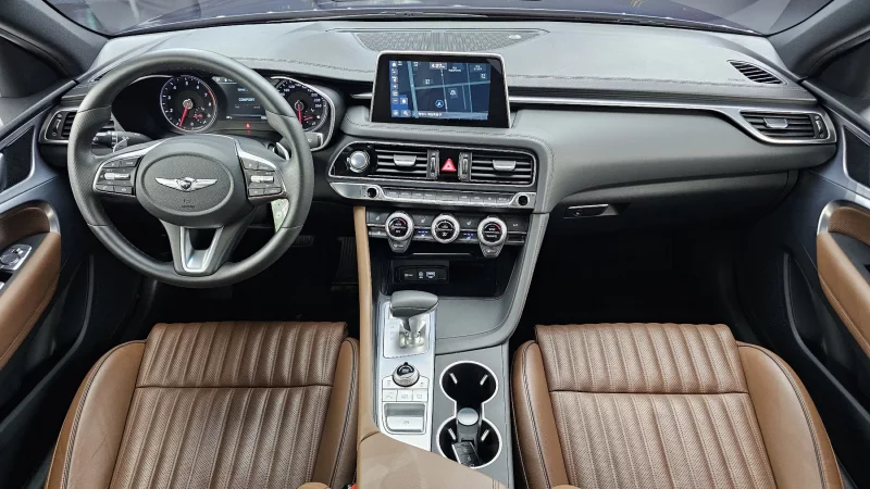 Genesis G70