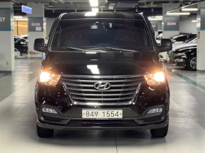Hyundai Starex