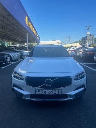 Volvo V90