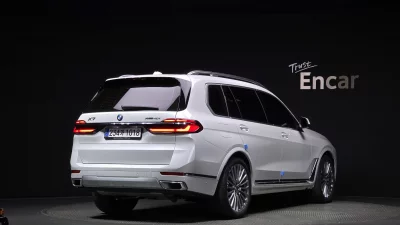 BMW X7