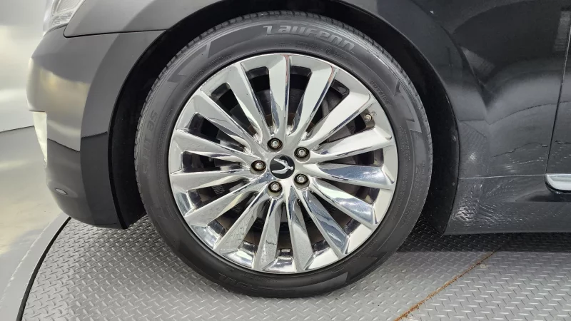Hyundai Equus