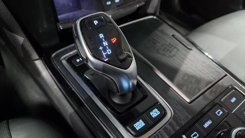 Hyundai Equus