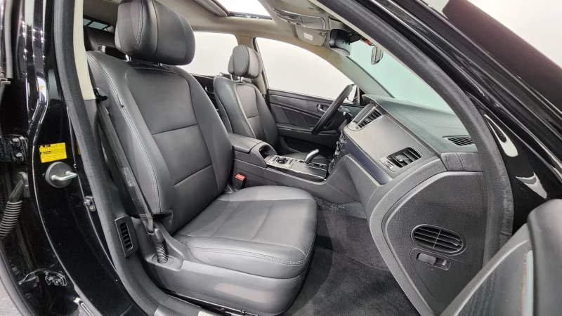 Hyundai Equus