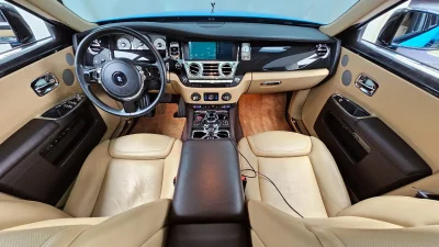 Rolls-Royce GHOST