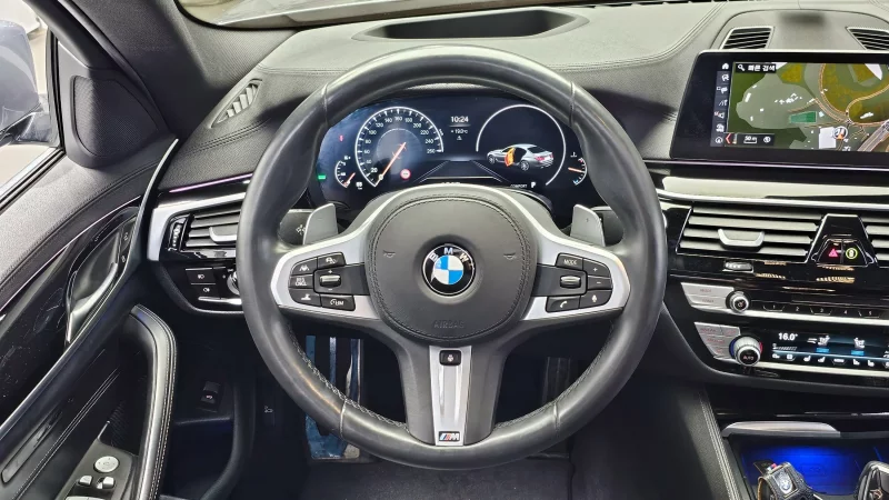 BMW 5-Series