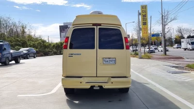 Chevrolet Express Van