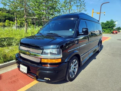 Chevrolet Express Van