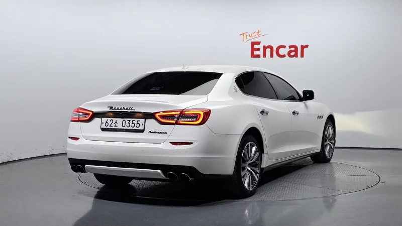 Maserati QUATTROPORTE