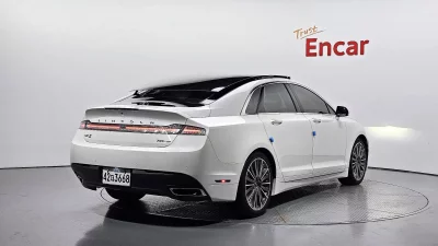 Lincoln MKZ