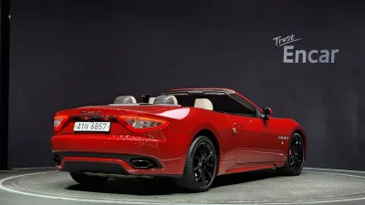 Maserati Gran Cabrio