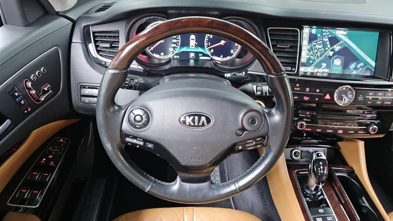 Kia K9