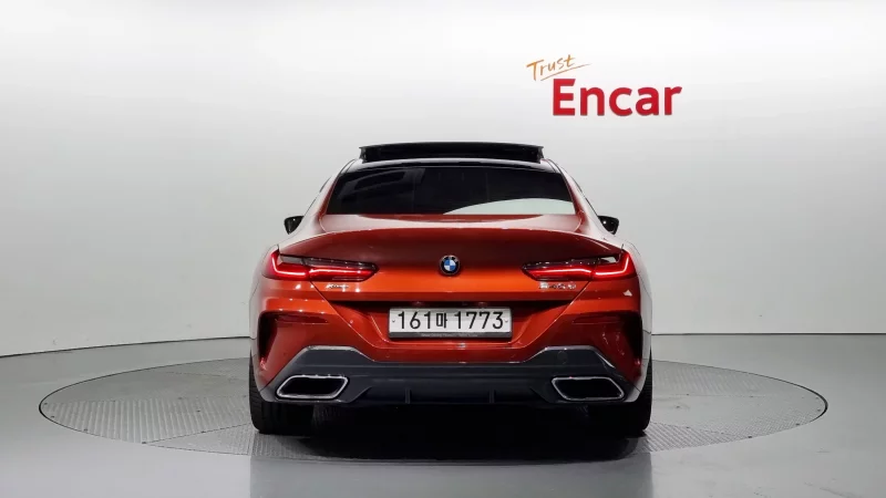 BMW 8-Series