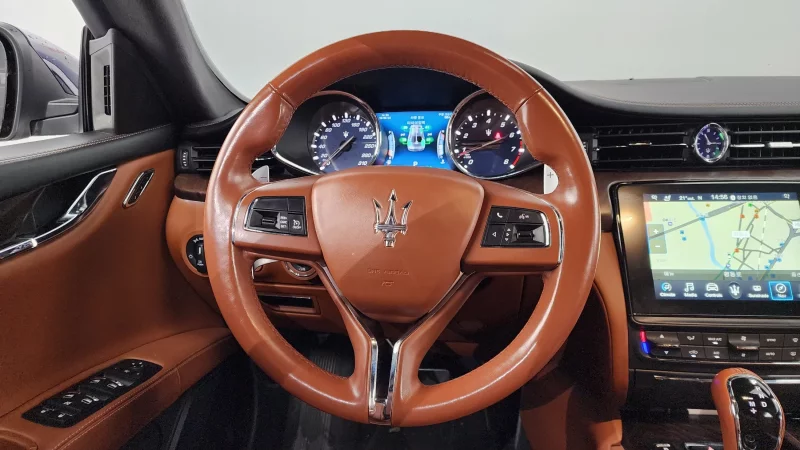 Maserati QUATTROPORTE