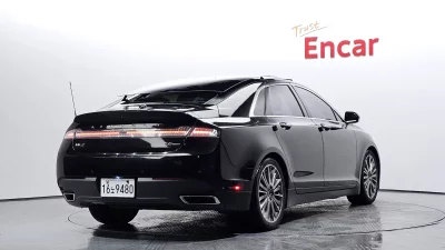 Lincoln MKZ