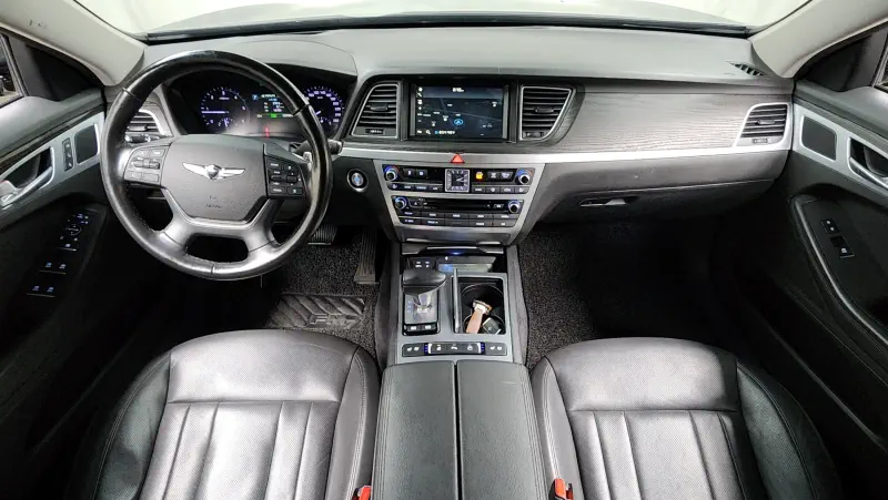 Genesis G80