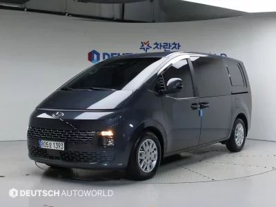 Hyundai Staria
