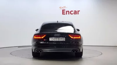 Audi S7