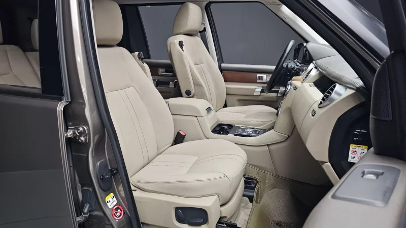 Land Rover DISCOVERY