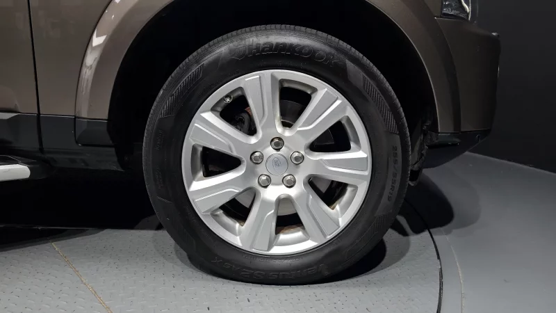 Land Rover DISCOVERY