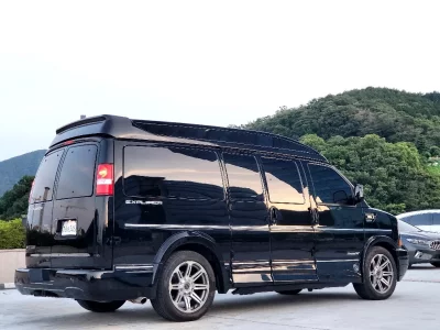 Chevrolet Express Van