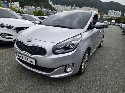 Kia Carens