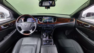 Hyundai Equus