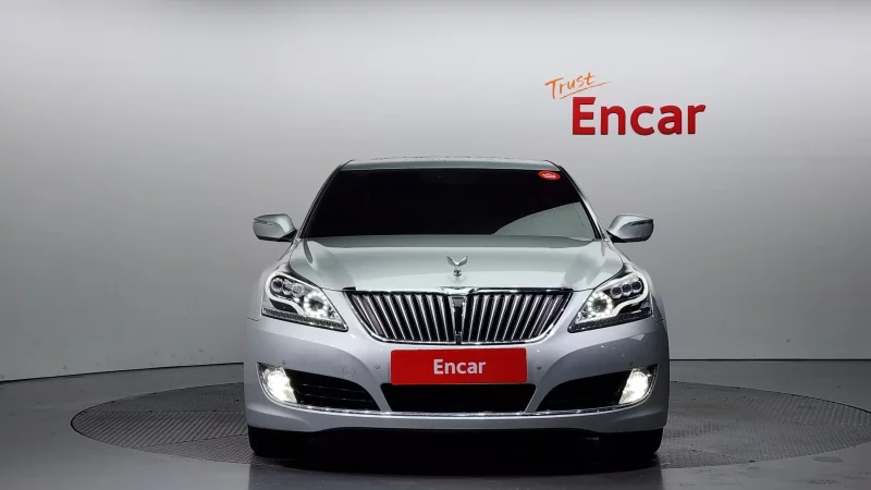 Hyundai Equus